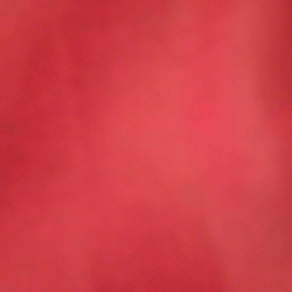 Red Drapes - Picture 5 of 6